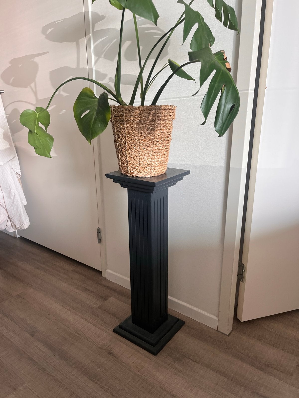 Houten sokkel - 75cm hoog - Grijs, Ophalen, Hout, Klassiek, Gebruikt