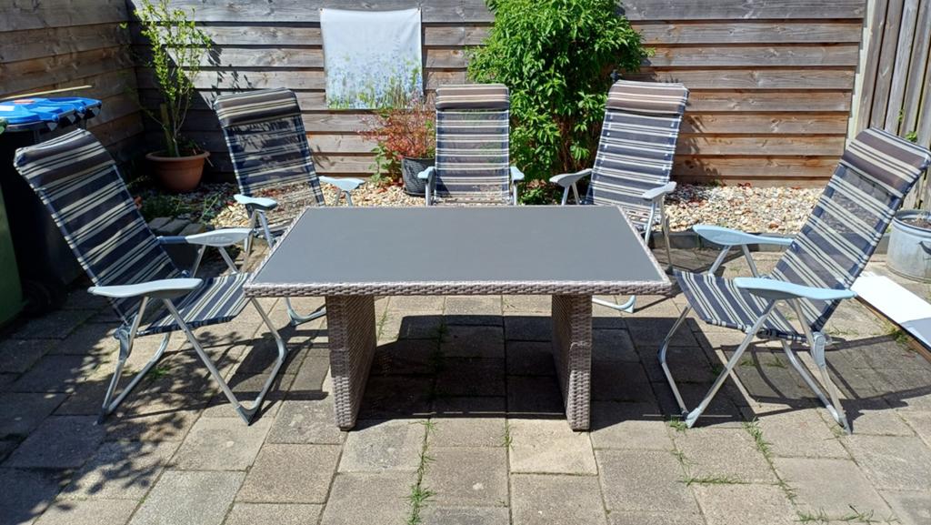 Tuinset,5 stoelen(blauw gestreept), tuintafel met glasplaat., Tuin en Terras, Tuinsets en Loungesets, Ophalen, Gebruikt, Kunststof
