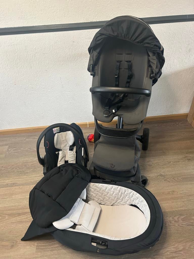 Stokke Xplory Combiwagen met autostoeltje en reiswieg, Kinderen en Baby's, Kinderwagens en Combinaties, Overige merken, Gebruikt