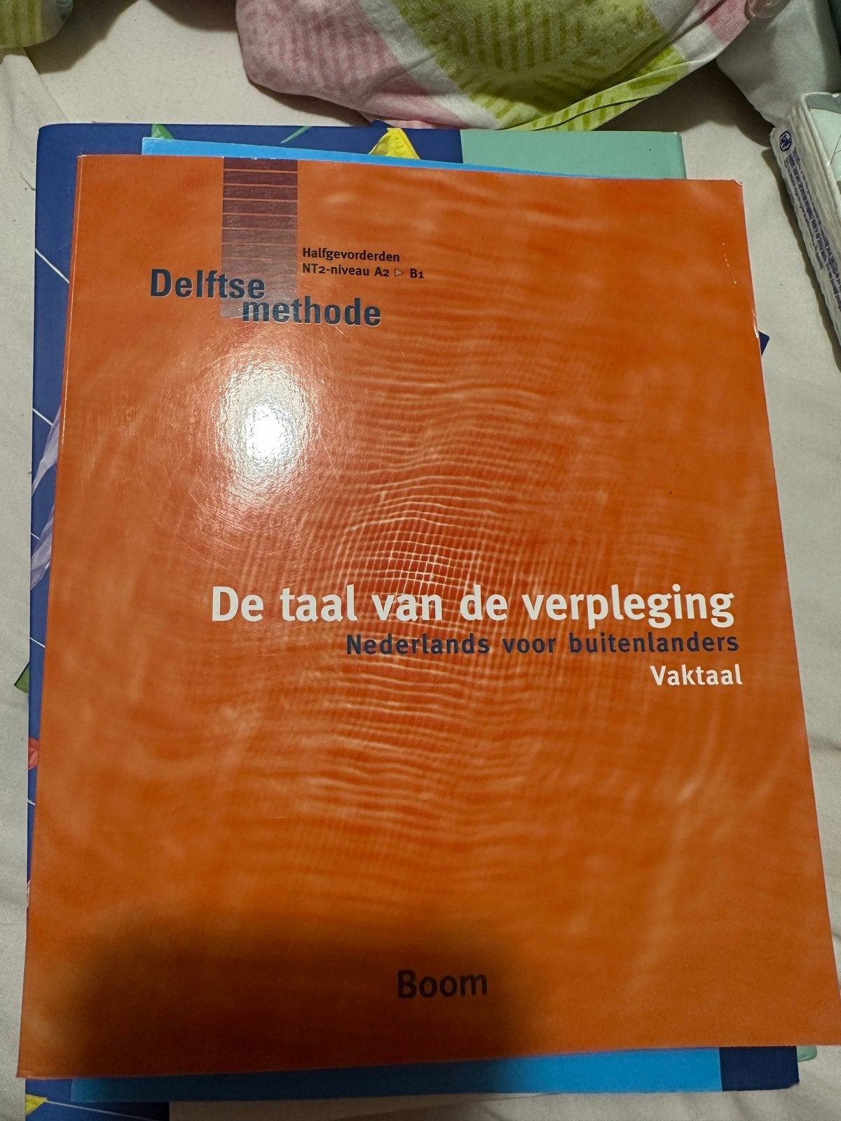 De Delftse Methode: De taal van de verpleging (NT2), Boeken, Studieboeken en Cursussen, Ophalen of Verzenden, Zo goed als nieuw