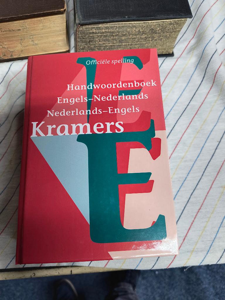 Kramers Handwoordenboek Engels Nederlands Nederlands Engels, Boeken, Woordenboeken, Ophalen of Verzenden, Zo goed als nieuw, Van Dale