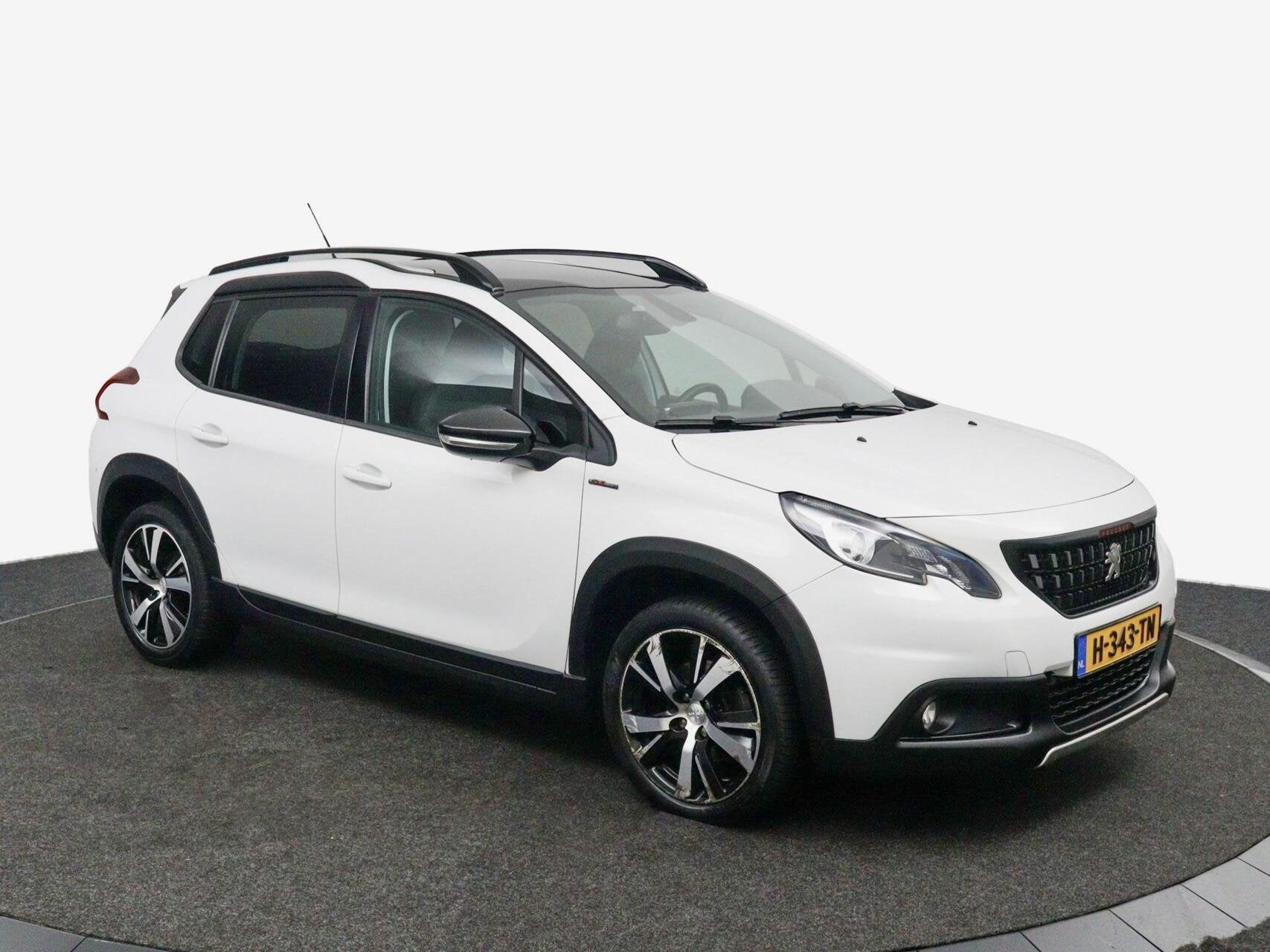Peugeot 2008 1.2 PureTech GT-Line pano stoelverwarming wit, Euro 6, 1199 cc, 1165 kg, Bedrijf