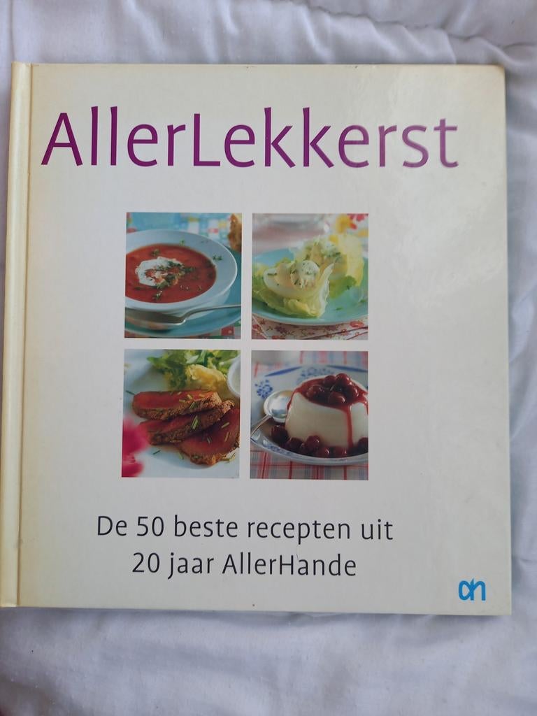 h17 AllerLekkerst kookboek AH, Ophalen of Verzenden, Gelezen