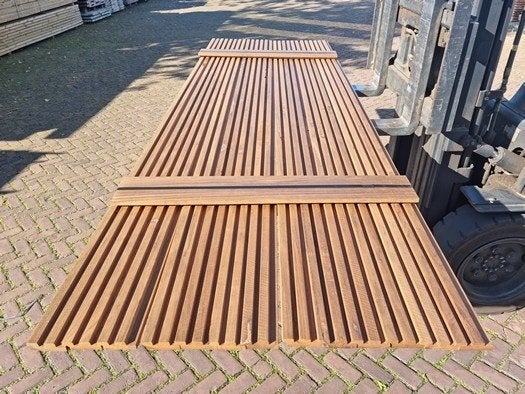 2.97 m2 dubbel rhombusprofiel hardhout 2.6x7.5 cm nr: HP737, Ophalen, Planken, Nieuw, Hardhout