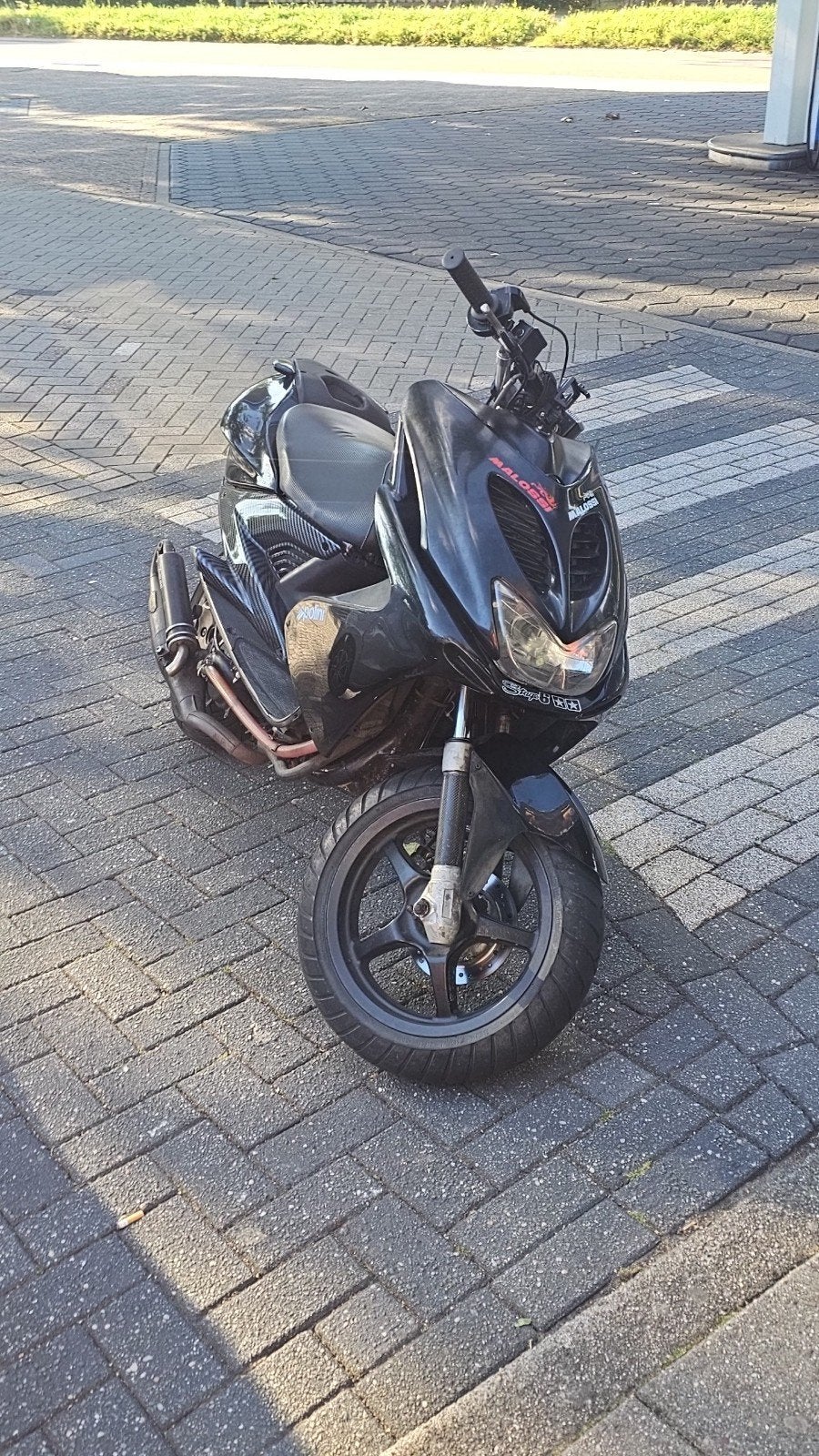 Yamah Aerox 2takt 70cc (ook teruil en te koop in onderdelen), Ophalen, Maximaal 45 km/u, 70 cc, Yamaha