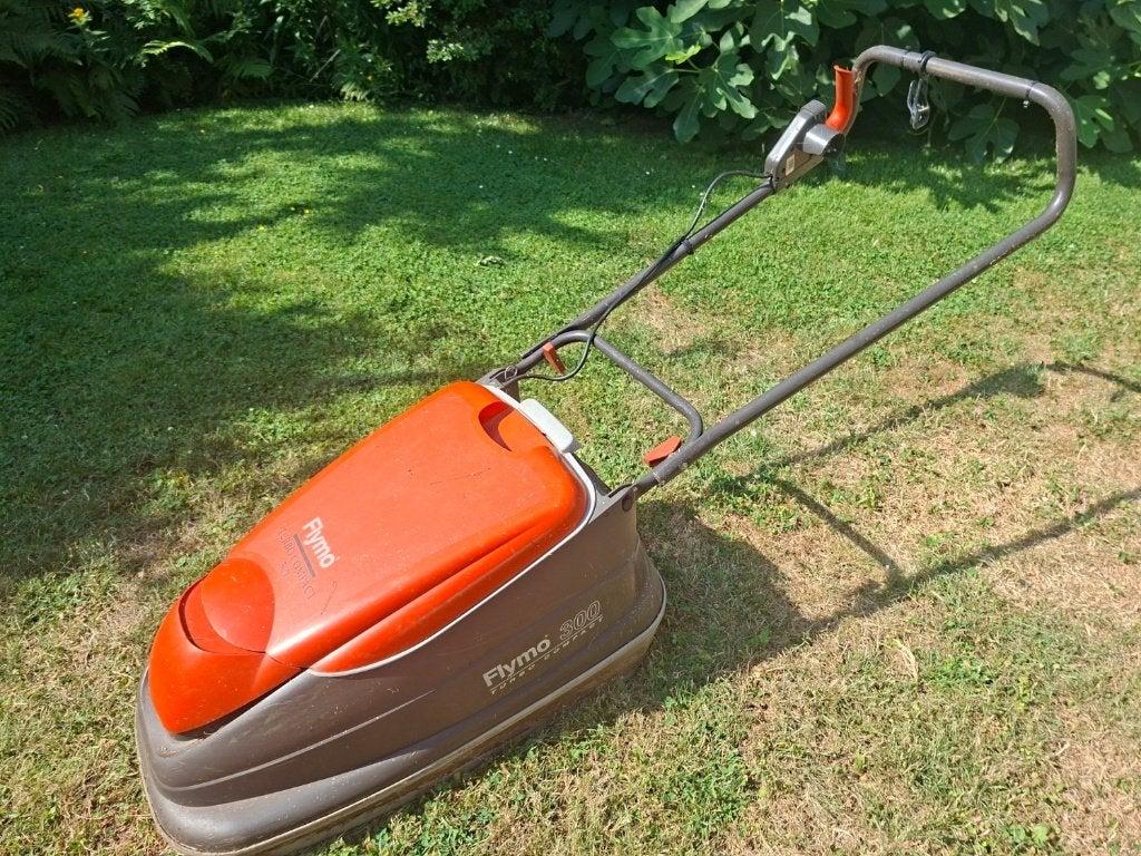 Flymo Turbo Compact 300, Ophalen, Gebruikt, Elektrische grasmaaier, Flymo