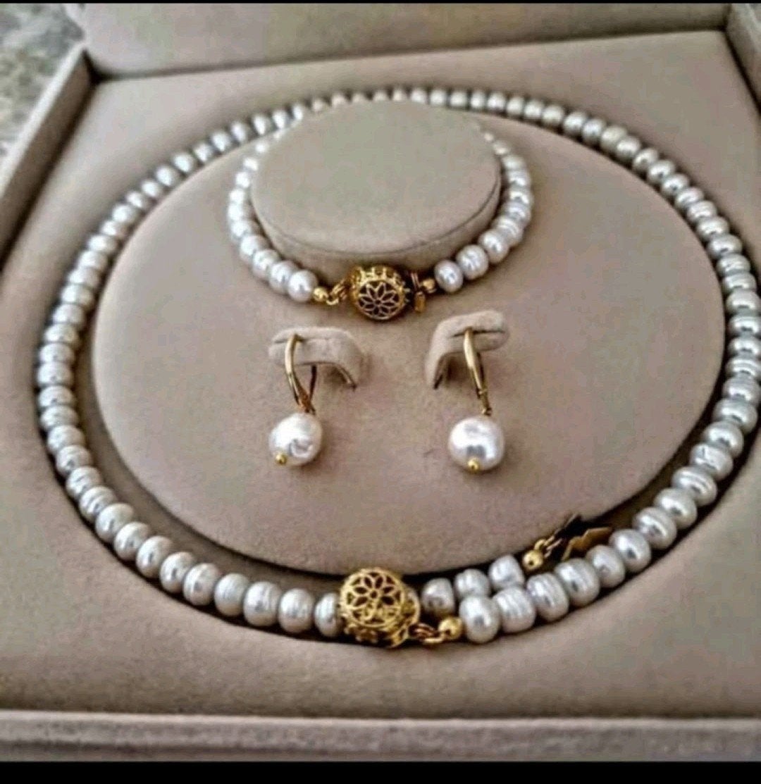 echte parel ketting, armband en oorbellen, Ophalen of Verzenden, Overige merken