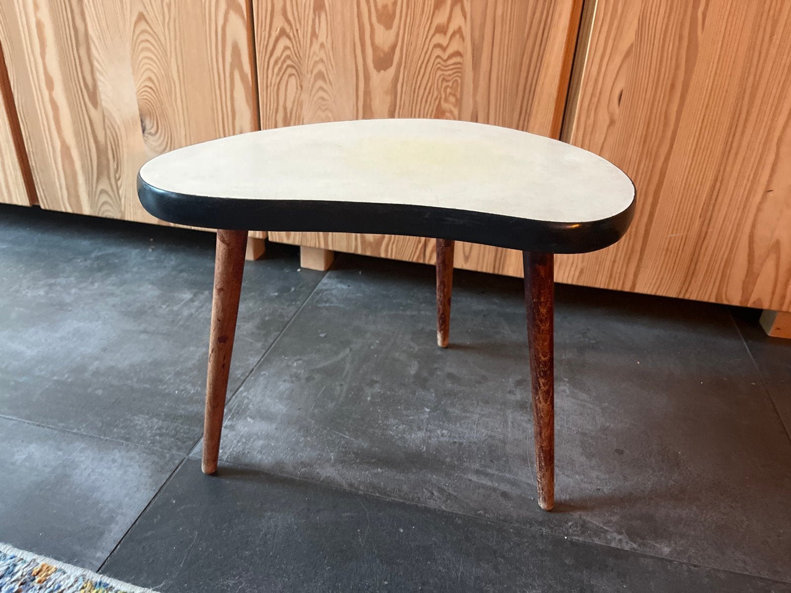 Vintage bijzettafel met organische vorm, Ophalen of Verzenden