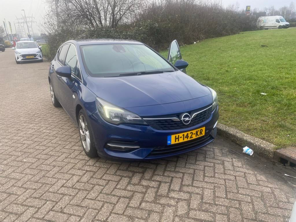 Opel Astra 1.2 Turbo - 130pk - Start/stop - Camera - Lane As, Auto's, Opel, Particulier, Astra, ABS, Achteruitrijcamera, Adaptive Cruise Control
