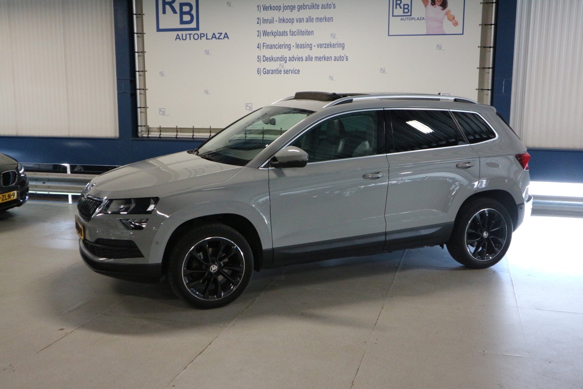 Skoda KAROQ 1.5 TSI ACT Style Business FULL OPTIONS/ FULL HI, Auto's, Euro 6, 4 cilinders, 150 pk, 690 kg