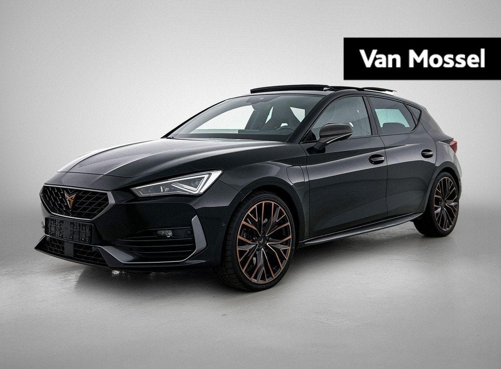 CUPRA Leon 1.4 e-Hybrid VZ Performance | PANO SCHUIF-/KANTEL, 12 maanden, Stof, Gebruikt, 4 cilinders