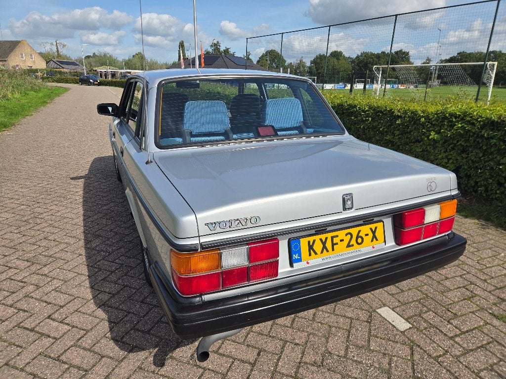 Volvo 1987 Grijs, foto 3