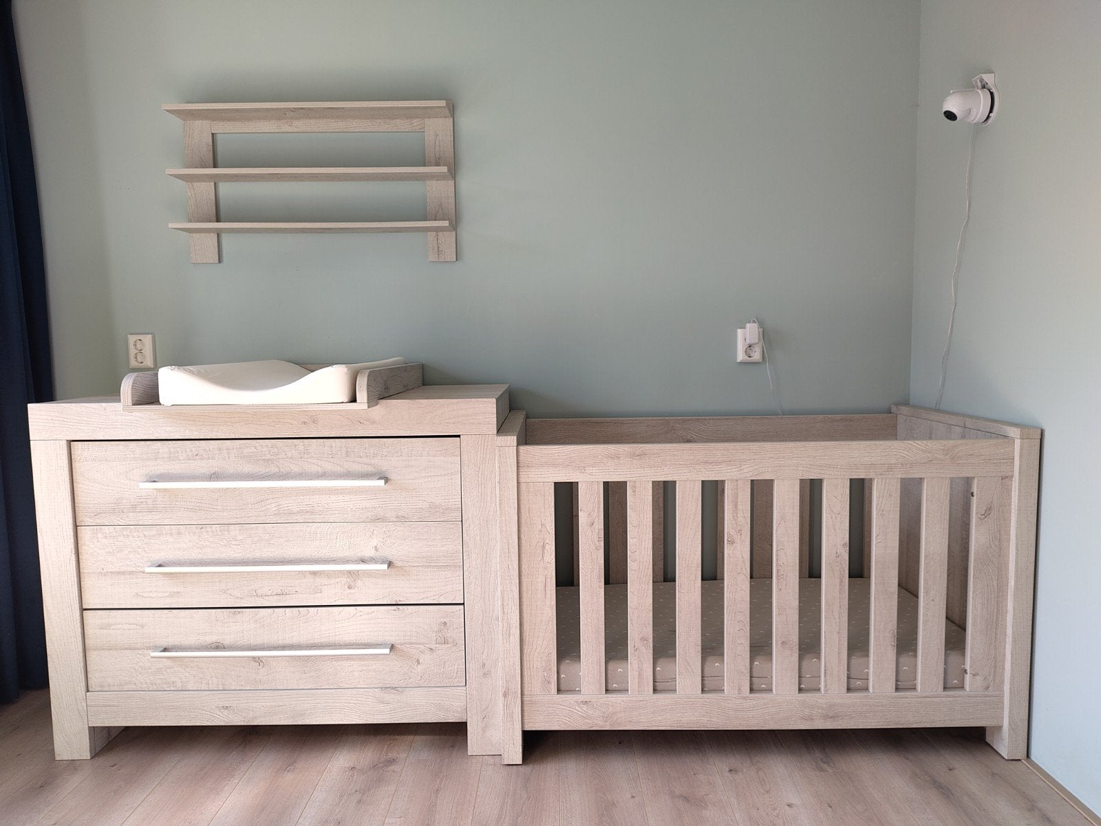 Interbaby Ledikant en Commode Verschoontafel Set, Gebruikt, 70 tot 85 cm, Minder dan 140 cm, Ophalen