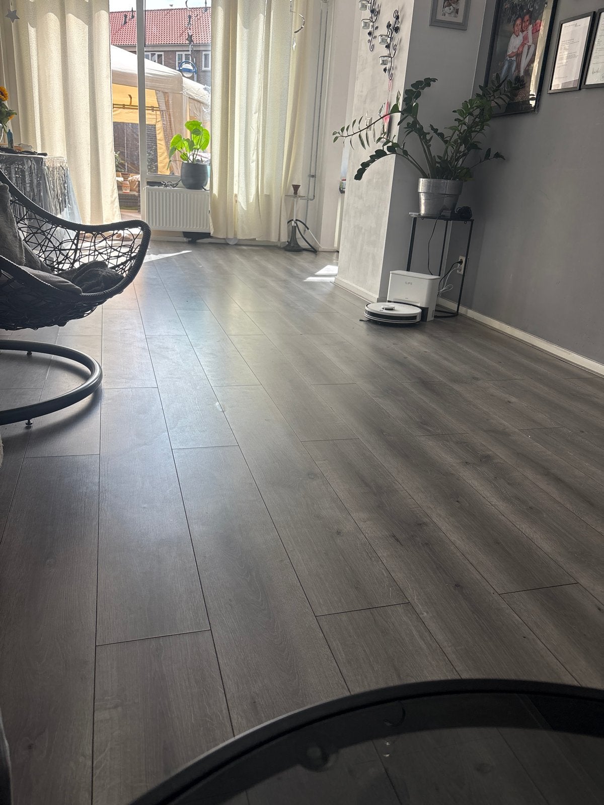 Grijze laminaat ongeveer 25-30m2, Doe-het-zelf en Verbouw, Ophalen, 50 tot 150 cm, Zo goed als nieuw, 10 m² of meer