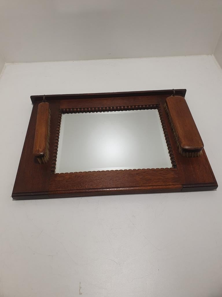 Antieke houten spiegel met borstels, Ophalen, Rechthoekig, 50 tot 100 cm, Minder dan 100 cm