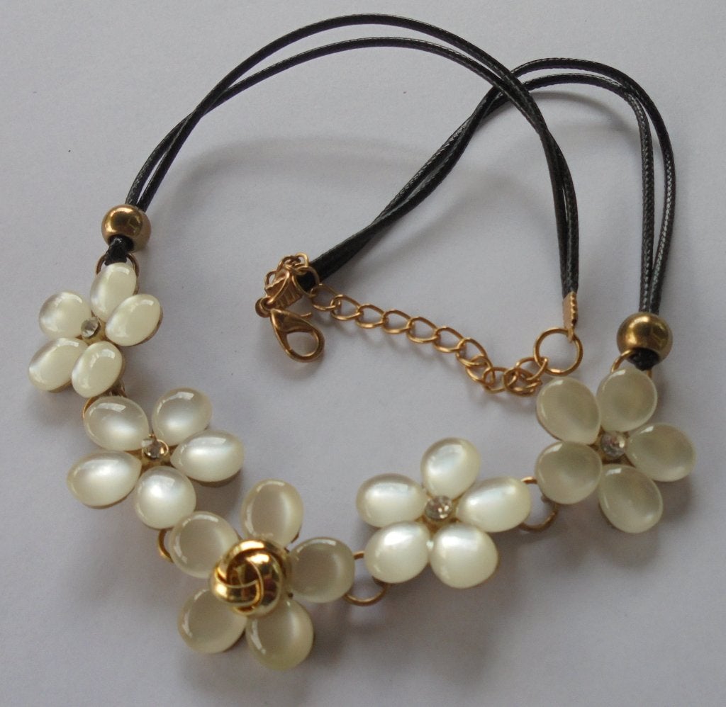 prachtige ketting aanbieding, Sieraden, Tassen en Uiterlijk, Verzenden, Nieuw, Wit, Overige materialen