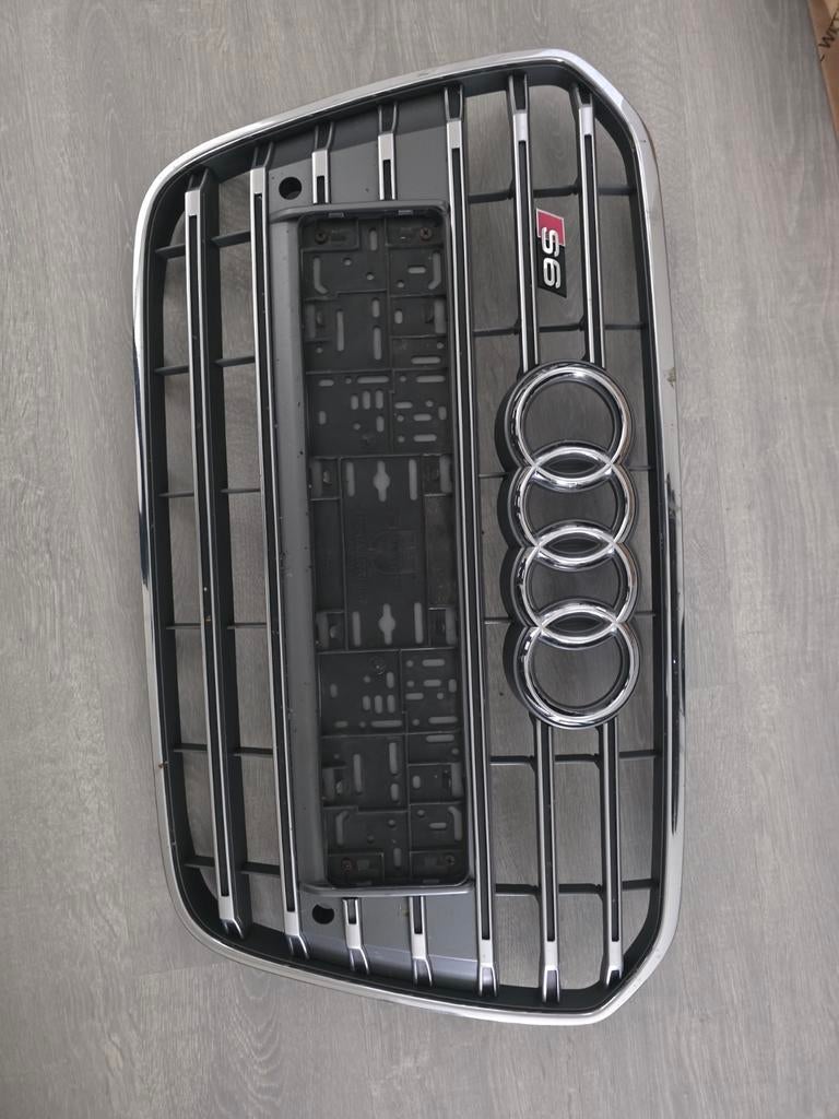 Audi S6 Grille - Origineel en in goede staat, Gebruikt, Voor, Bumper, Audi