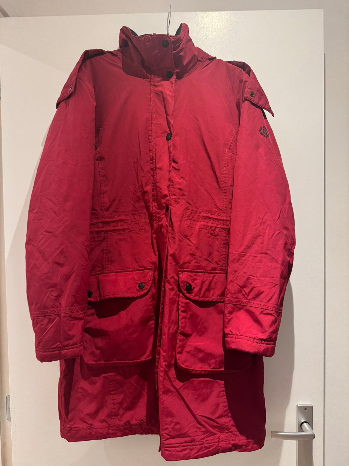 Prachtige Henri LLoyd zeiljas woman maat L kleur rood, Ophalen of Verzenden, Zo goed als nieuw, Dame, Zeiljack