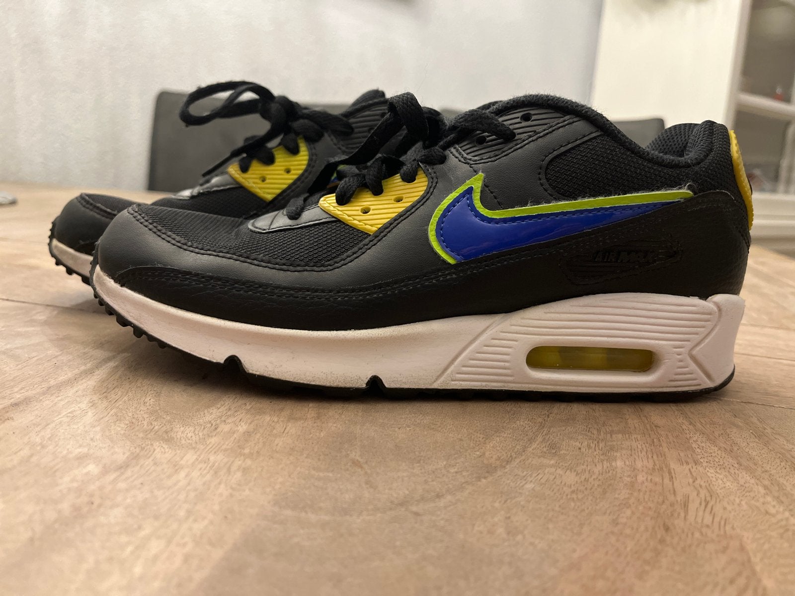 Nike Air Max sportschoenen maat 40 zo goed als nieuw, Zwart, Ophalen of Verzenden, Sneakers of Gympen, Zo goed als nieuw