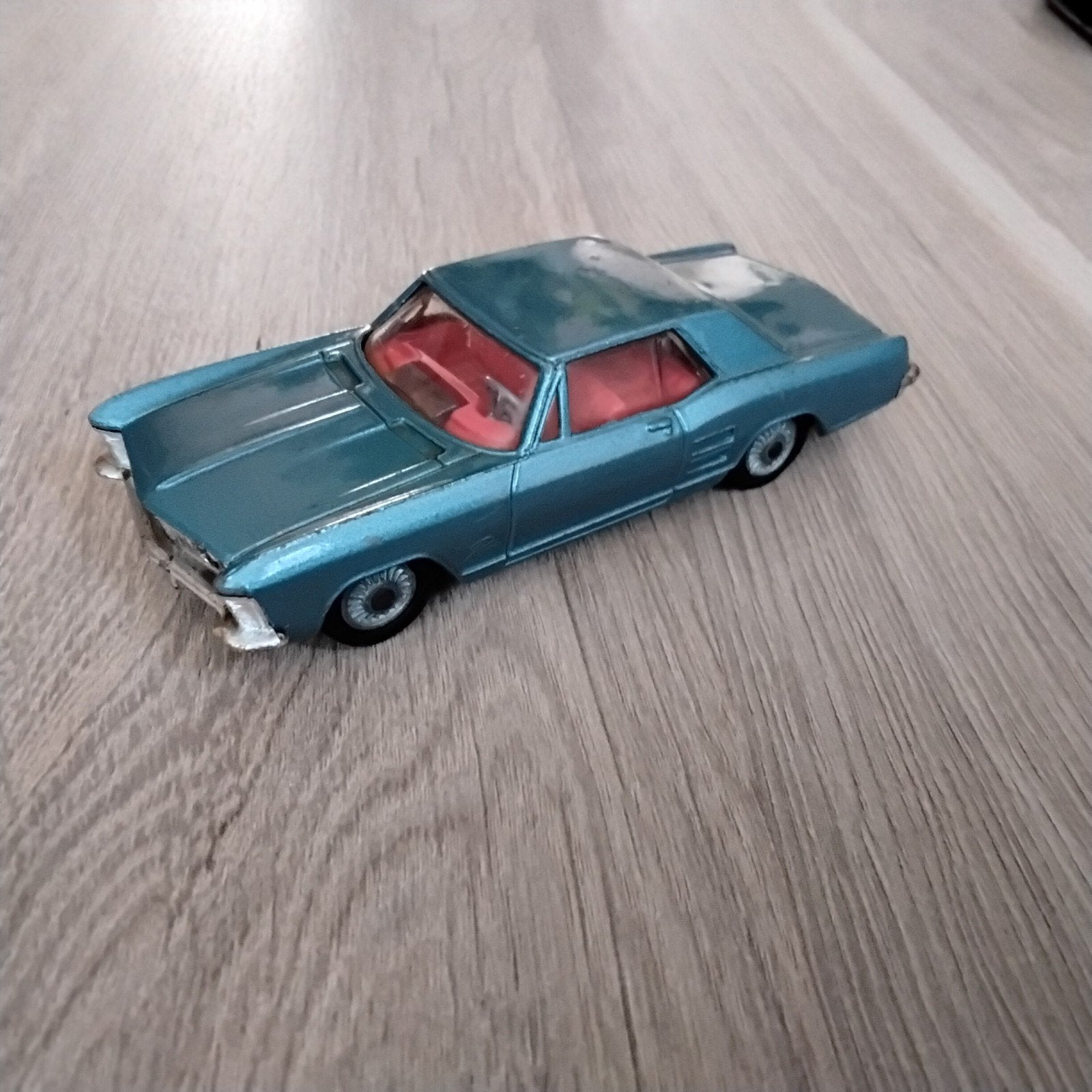 Corgi Toys Buick Riviera modelauto met trekhaak, Ophalen of Verzenden, Gebruikt