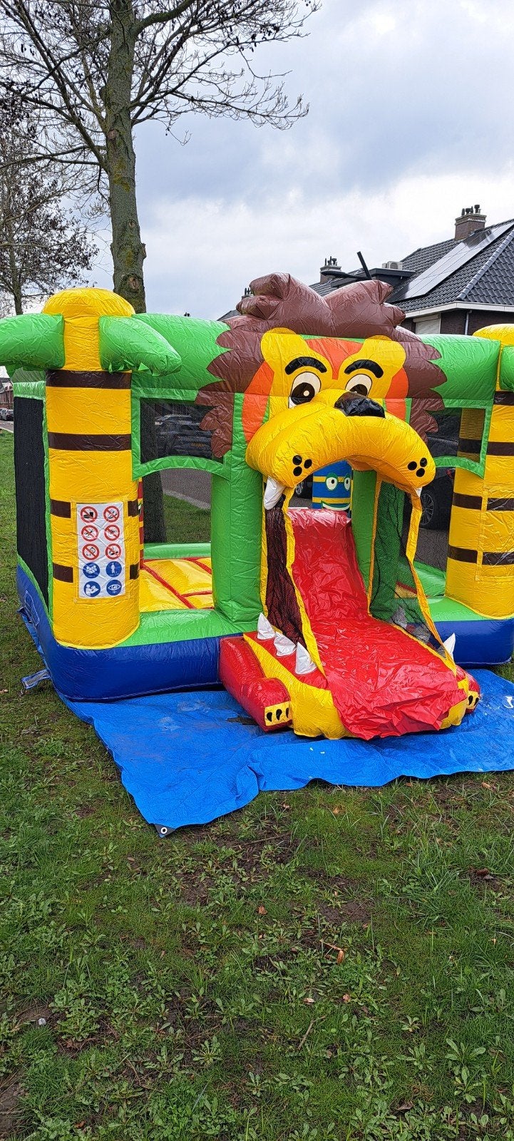 Gaaf springkussen met glijbaan te huur Spijkenisse, Ophalen of Verzenden, Gebruikt