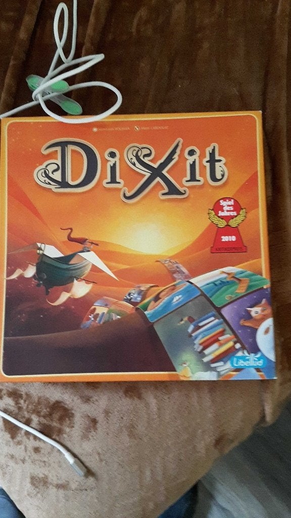 Dixit, Vijf spelers of meer, Ophalen, Zo goed als nieuw, Libellud