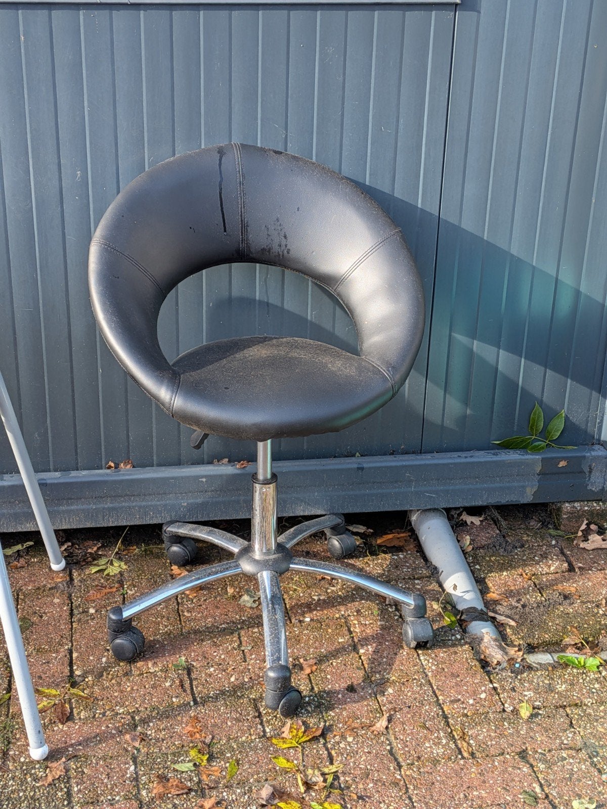 gratis bureau stoel , is verder goed., Ophalen, Gebruikt, Zwart