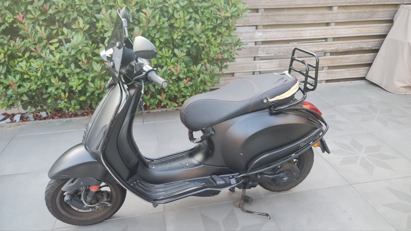 Vespa sprint 45km 4T mat zwart, Ophalen, Gebruikt, Benzine, Vespa