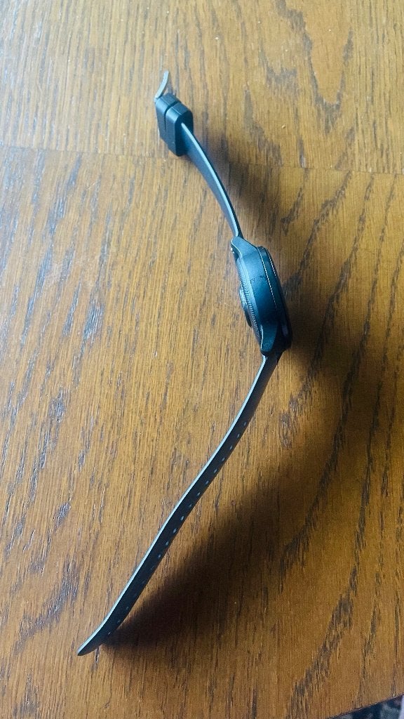 te koop Garmin vivoactive 4s, Sieraden, Tassen en Uiterlijk, Gebruikt, Zwart, Garmin, IOS