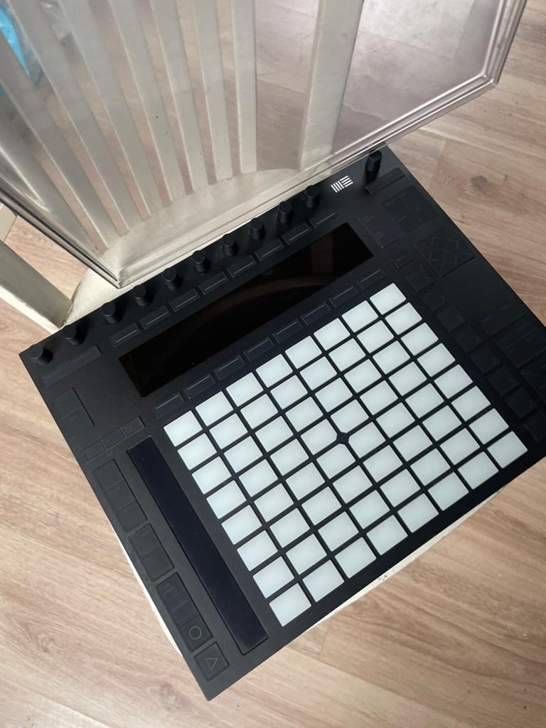 Ableton Push 2, Overige merken, Gebruikt, Met midi-aansluiting, Overige aantallen