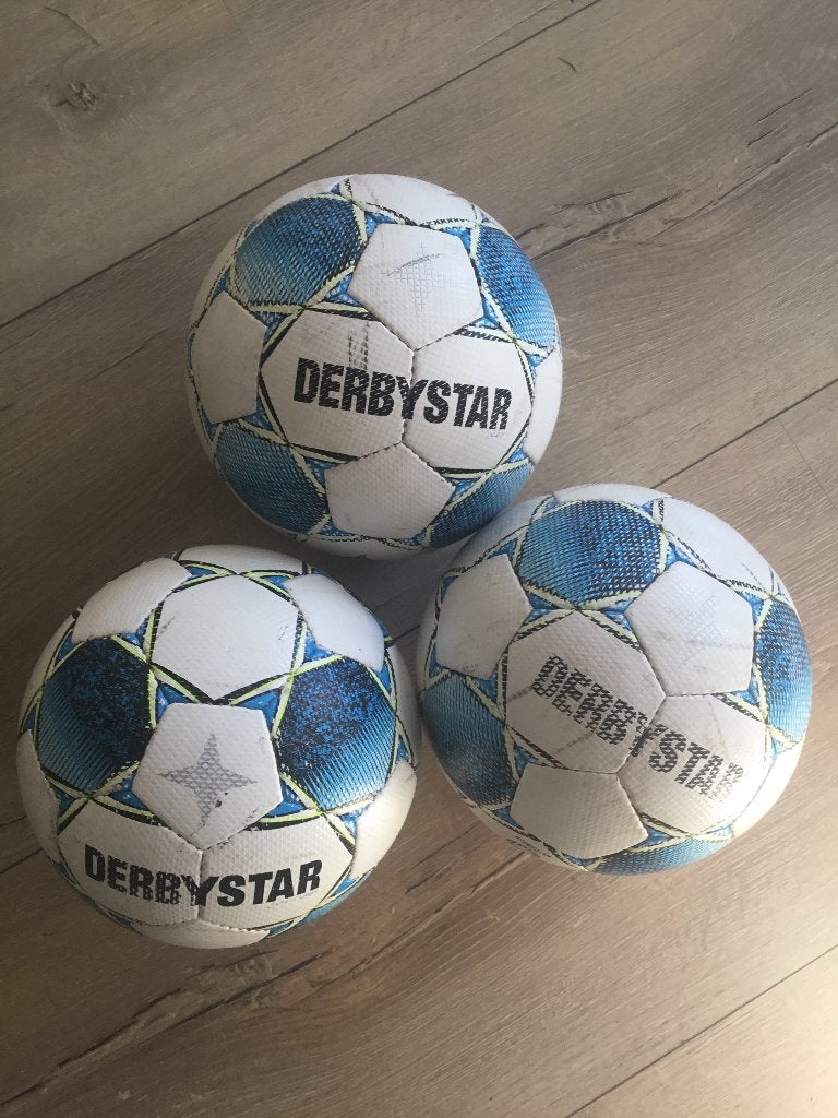 2X  Derbystar Classic II Light, Maat XS of kleiner, Verzenden, Zo goed als nieuw, Bal