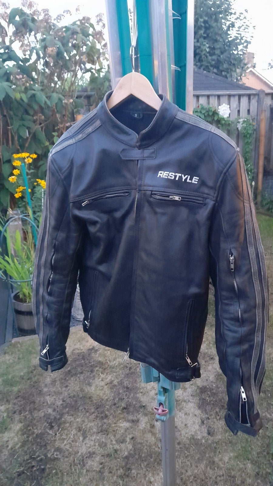 Restyle Leren Motorjas Maat S met Protectie, Motoren, Kleding | Motorkleding, Ophalen of Verzenden