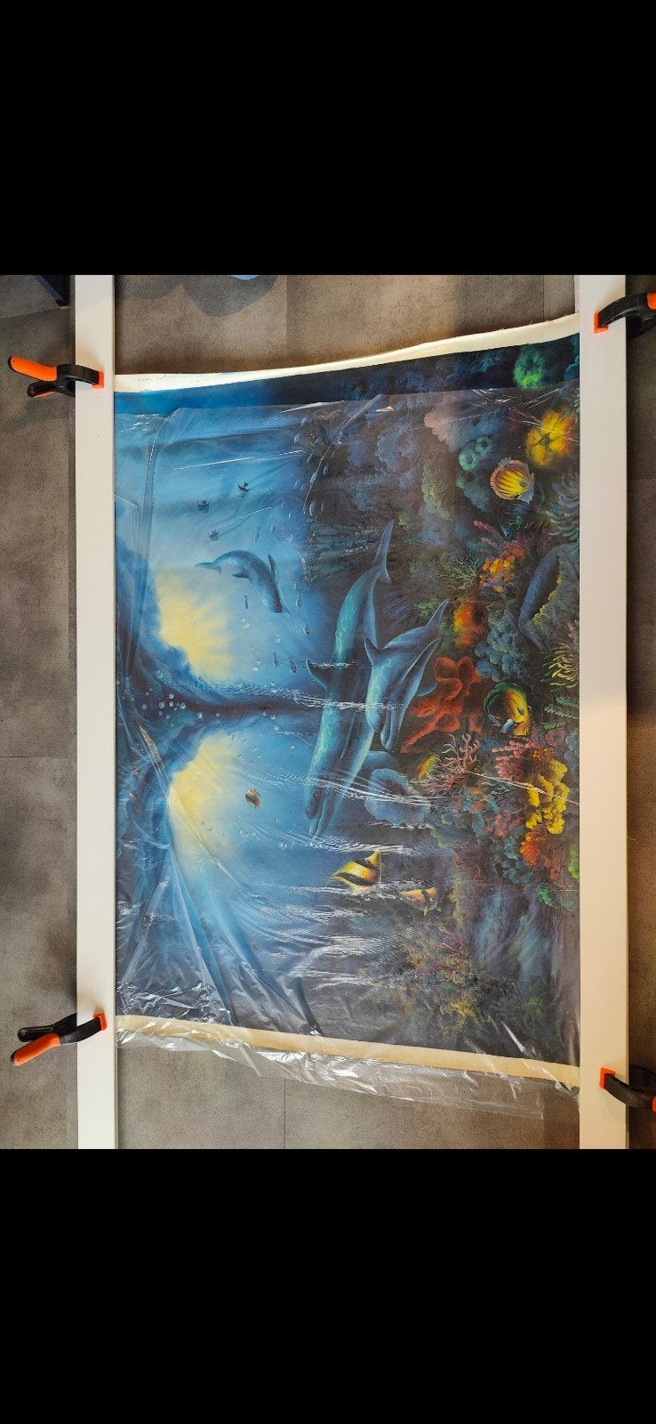 Groot schilderij dolfijnen en koraalrif 130x100cm, Doek, Realistisch, Dieren, Ophalen of Verzenden