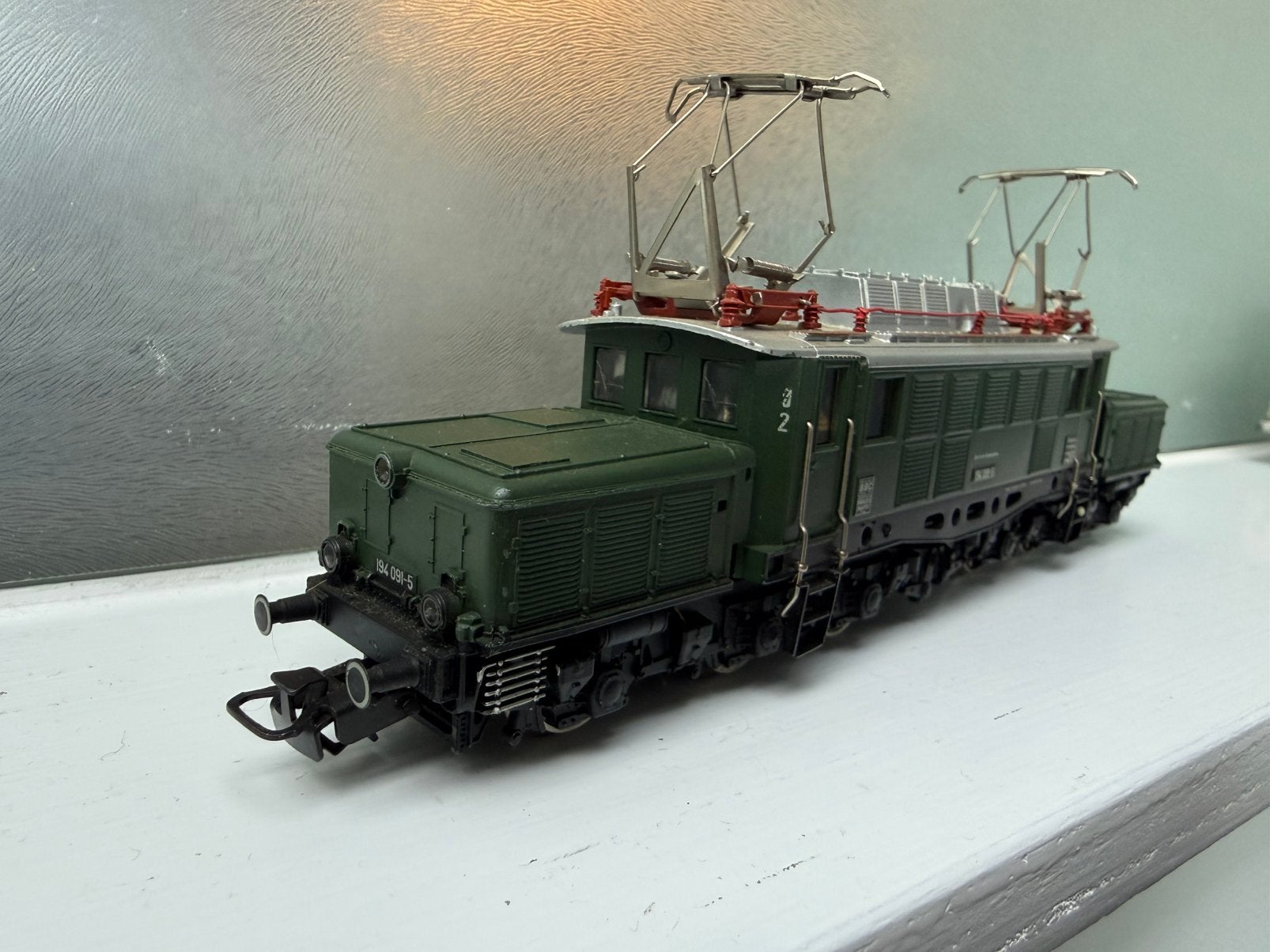 Marklin HO - 3022 Duitse Krokodil 194 091-5 OVP, Wisselstroom, Locomotief, Ophalen of Verzenden, Zo goed als nieuw
