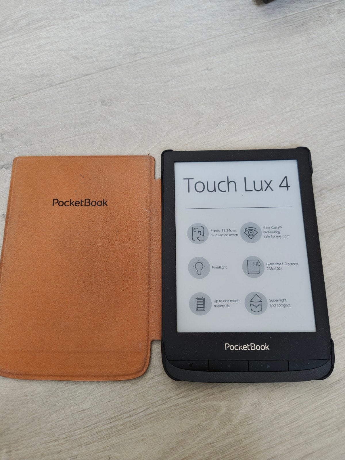 pocketbook touch lux 4 nette staat, Computers en Software, Ophalen of Verzenden, Zo goed als nieuw
