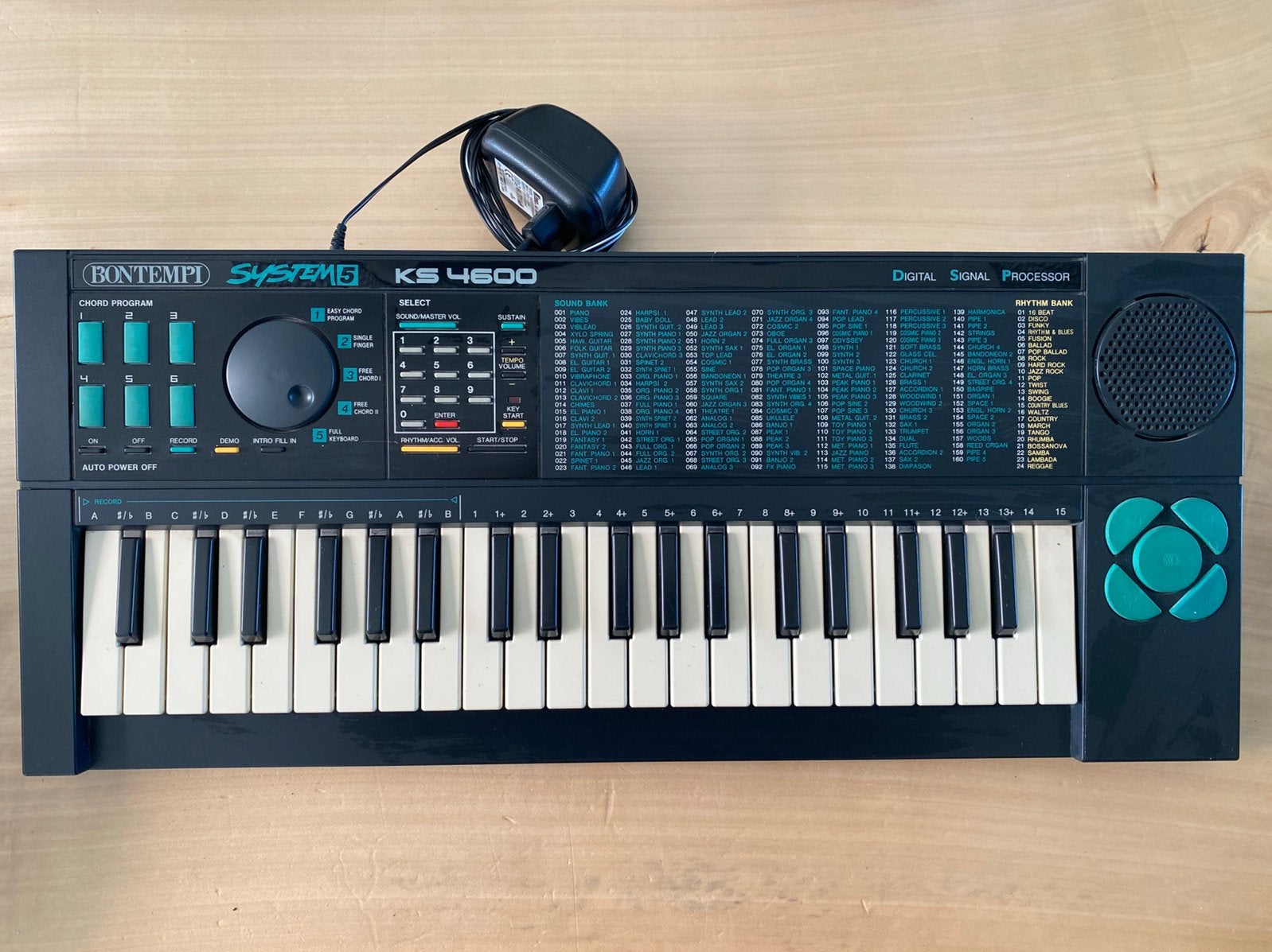 Bontempi System5 KS 4600 keyboard synthesizer, Ophalen of Verzenden, Gebruikt, Overige aantallen, Overige merken