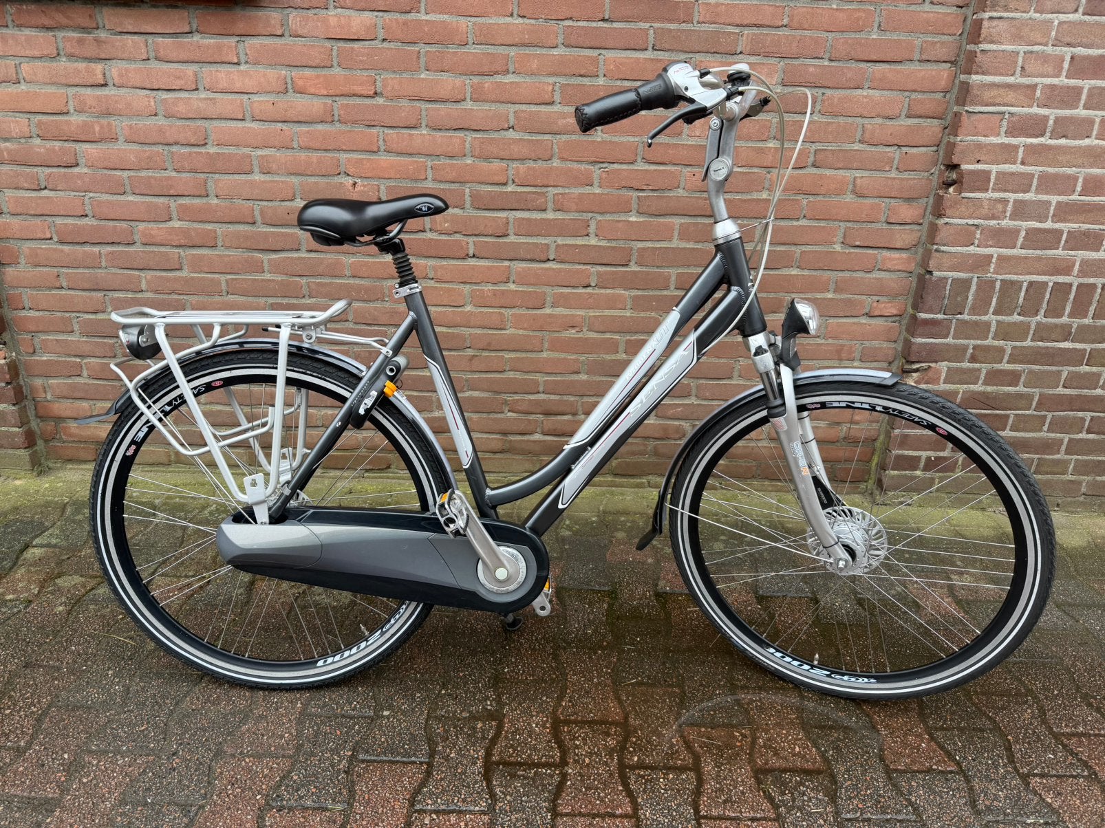 Te koop zeer nette sensa modena damesfiets fiets, Fietsen en Brommers, 28 inch, Gebruikt, 56 cm of meer, Ophalen