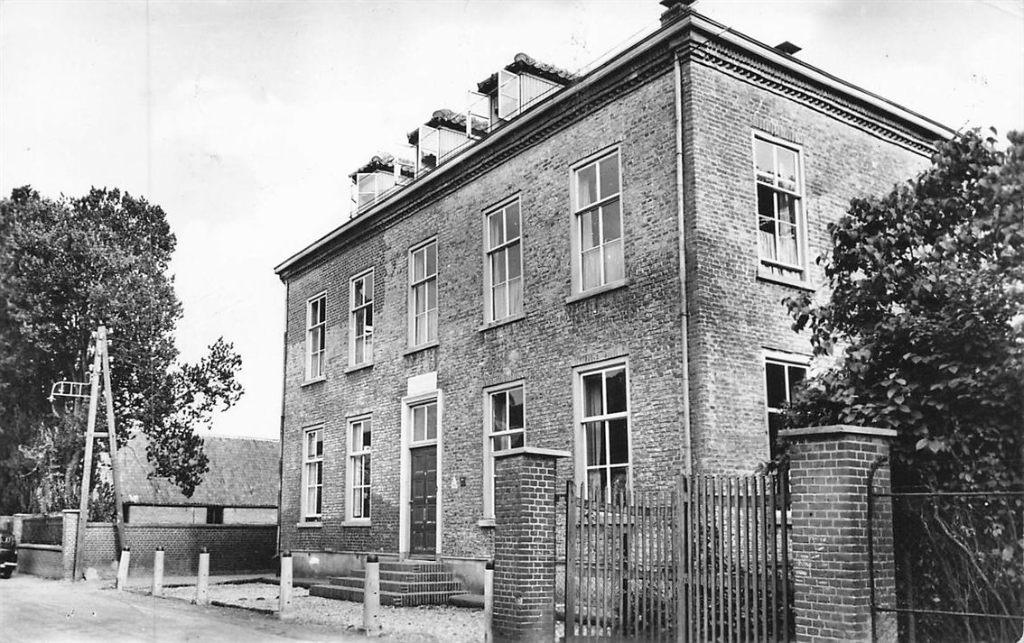 703-447-023 Jeugdherberg Huis Ter Maas Vierlingsbeek, Verzamelen, Verzenden, Voor 1920, Noord-Brabant