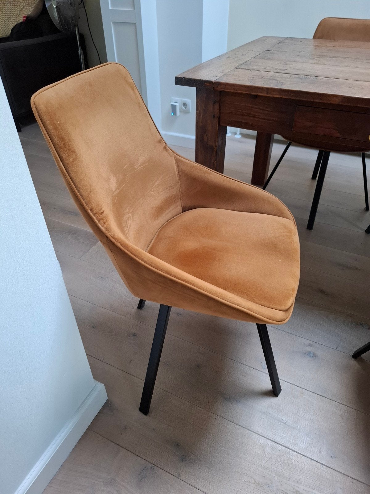 Set van 6 draaibare eetkamerstoelen in okergeel, Huis en Inrichting, Ophalen, Gebruikt, Overige kleuren, Modern, Scandinavisch