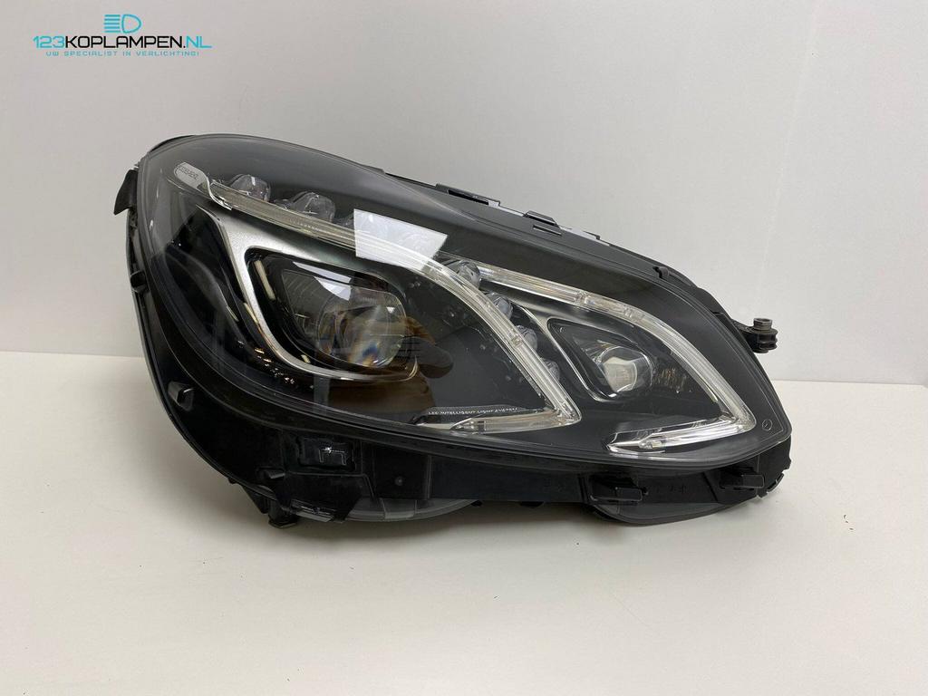 (VR) Mercedes W212 Facelift full led ILS koplamp rechts