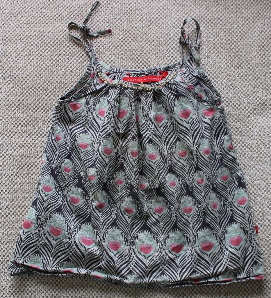 2 Topjes van Bengh 110/116, Gebruikt, Meisje, Ophalen of Verzenden, Shirt of Longsleeve