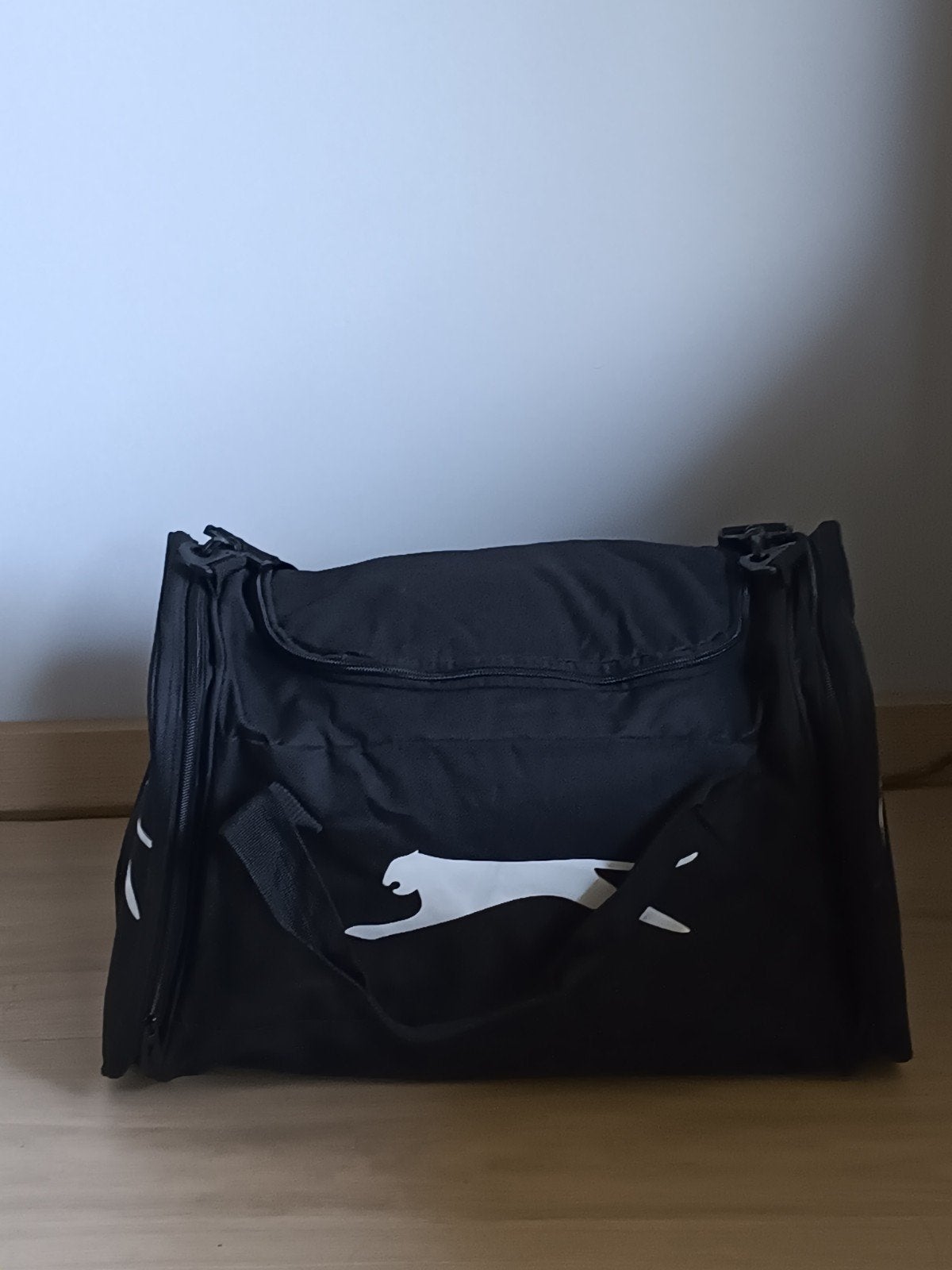 Nieuwe Slazenger sporttas - 50x25 cm, Ophalen of Verzenden, Nieuw, Unisex volwassen