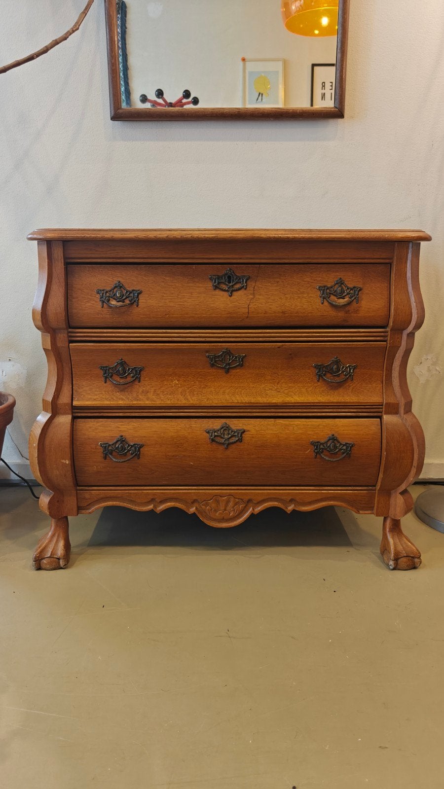 Antieke eikenhouten dressoir met klauwpoten, Huis en Inrichting, Ophalen