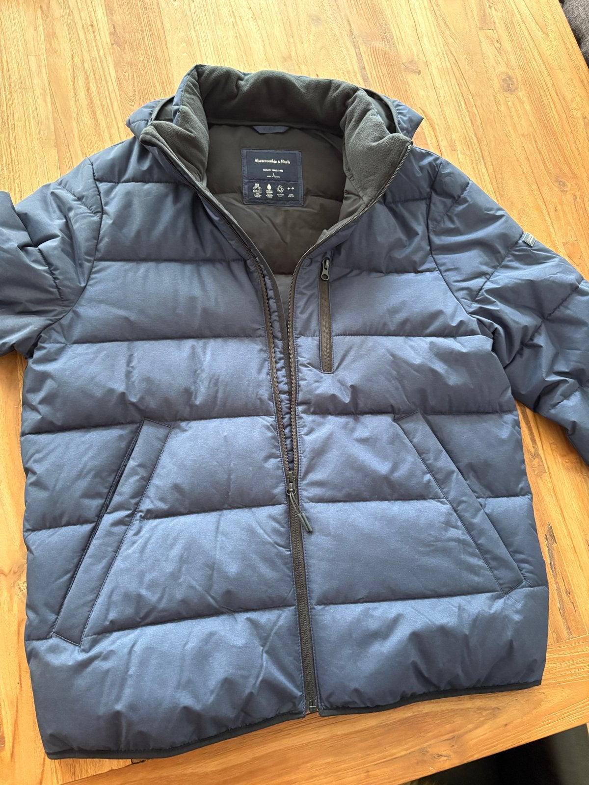 Abercrombie & Fitch winterjas - Maat L - Nieuw, Kleding | Heren, Ophalen of Verzenden, Nieuw, Overige maten, Blauw