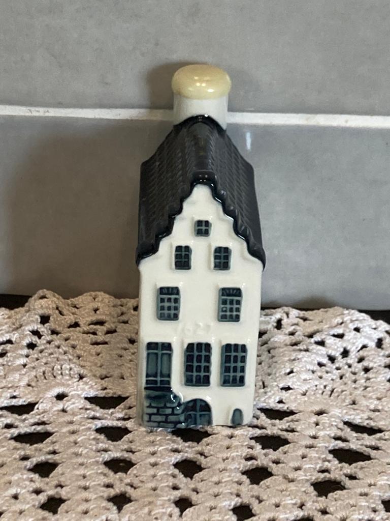 KLM huisje nummer 2 (240526s), Ophalen of Verzenden, Zo goed als nieuw