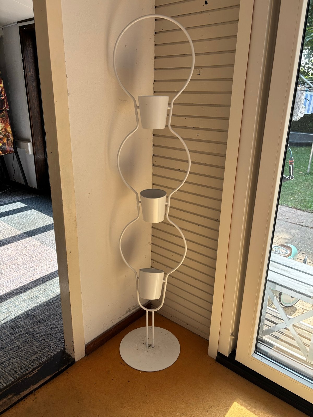 Witte metalen plantenstandaard met 3 potten, Tuin en Terras, Ophalen, Gebruikt, Minder dan 60 cm, Binnen