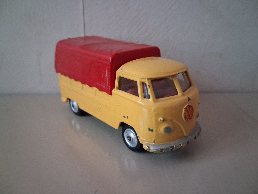 VW Volkswagen bus van Corgi Toys geel met huif, Hobby en Vrije tijd, Ophalen of Verzenden, Zo goed als nieuw, Bus of Vrachtwagen