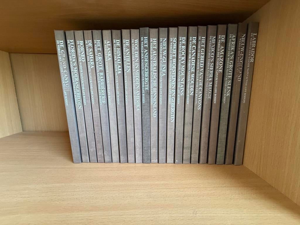 De Wereld der Woeste Natuur / Time-Life Boeken (20 delen), Boeken, Ophalen of Verzenden, Gelezen, Natuur algemeen