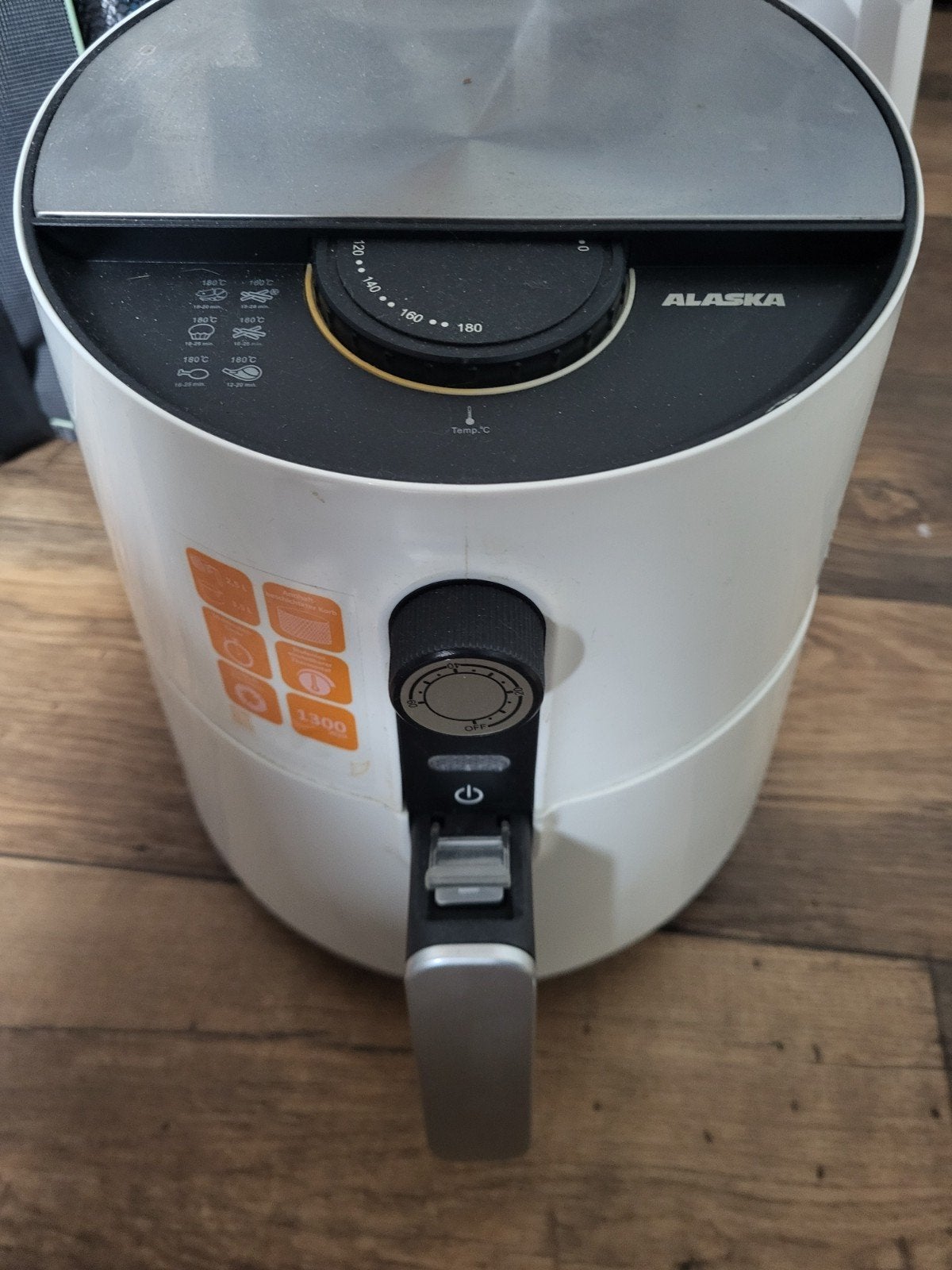 Alaska Airfryer - Wit, zo goed als nieuw, Witgoed en Apparatuur, Ophalen, Gebruikt, Airfryer, Minder dan 750 gram