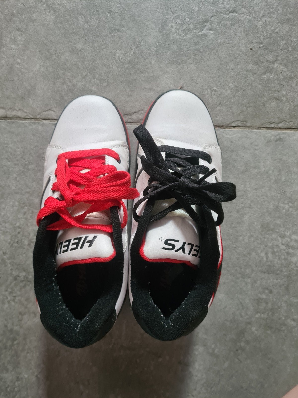Heelys rolschoenen - Wit,  en zwart en rood maat 36,5, Ophalen of Verzenden, Gebruikt, Overige typen, Heelys